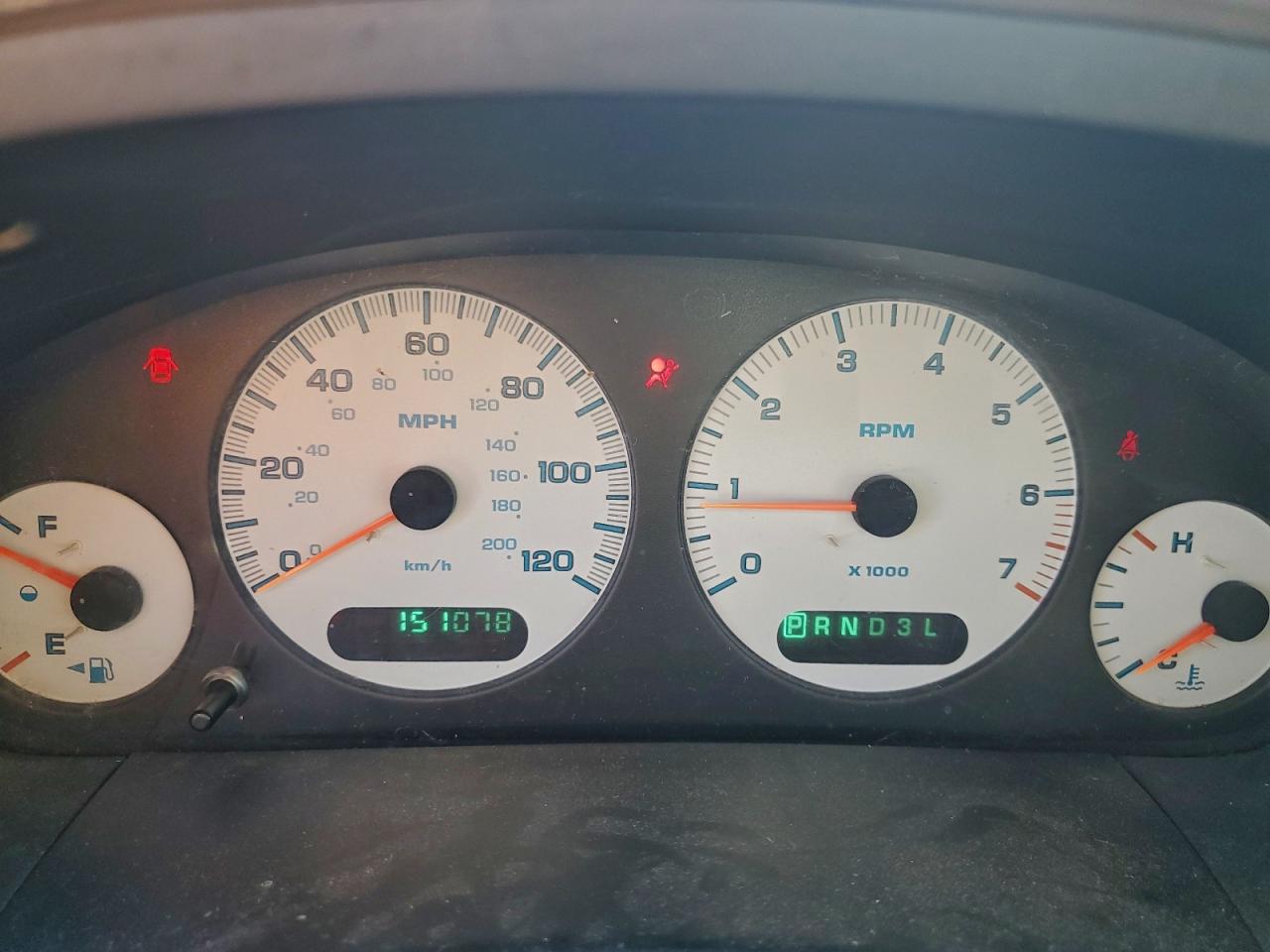 Chrysler Minivan Lx Image 9