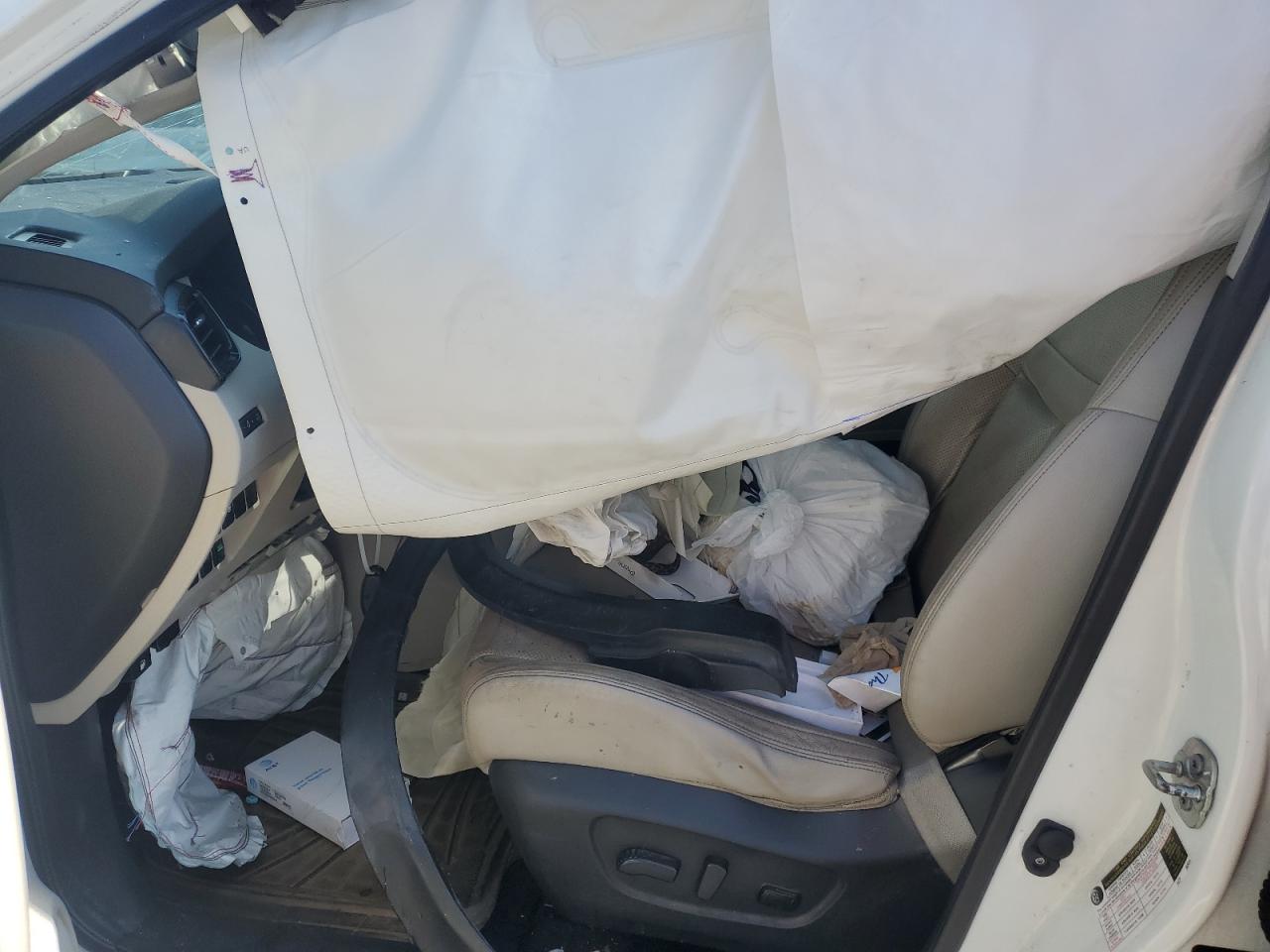 Nissan Rogue S Image 10