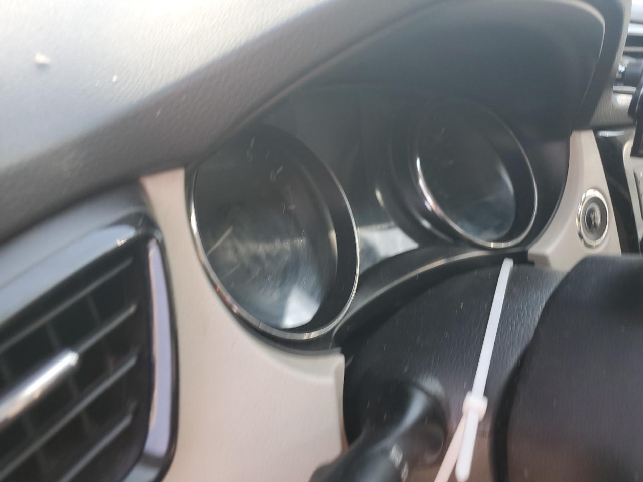 Nissan Rogue S Image 5