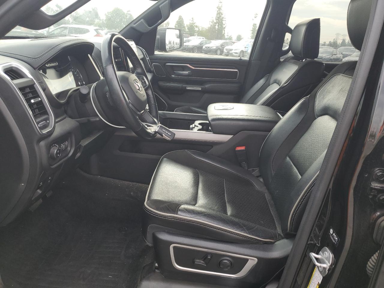 Ram 1500 Laramie Image 7