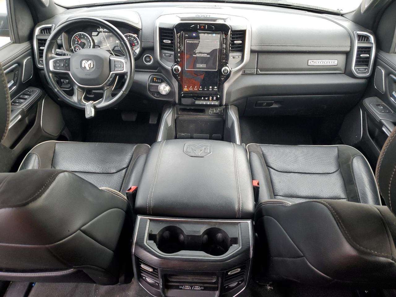 Ram 1500 Laramie Image 4