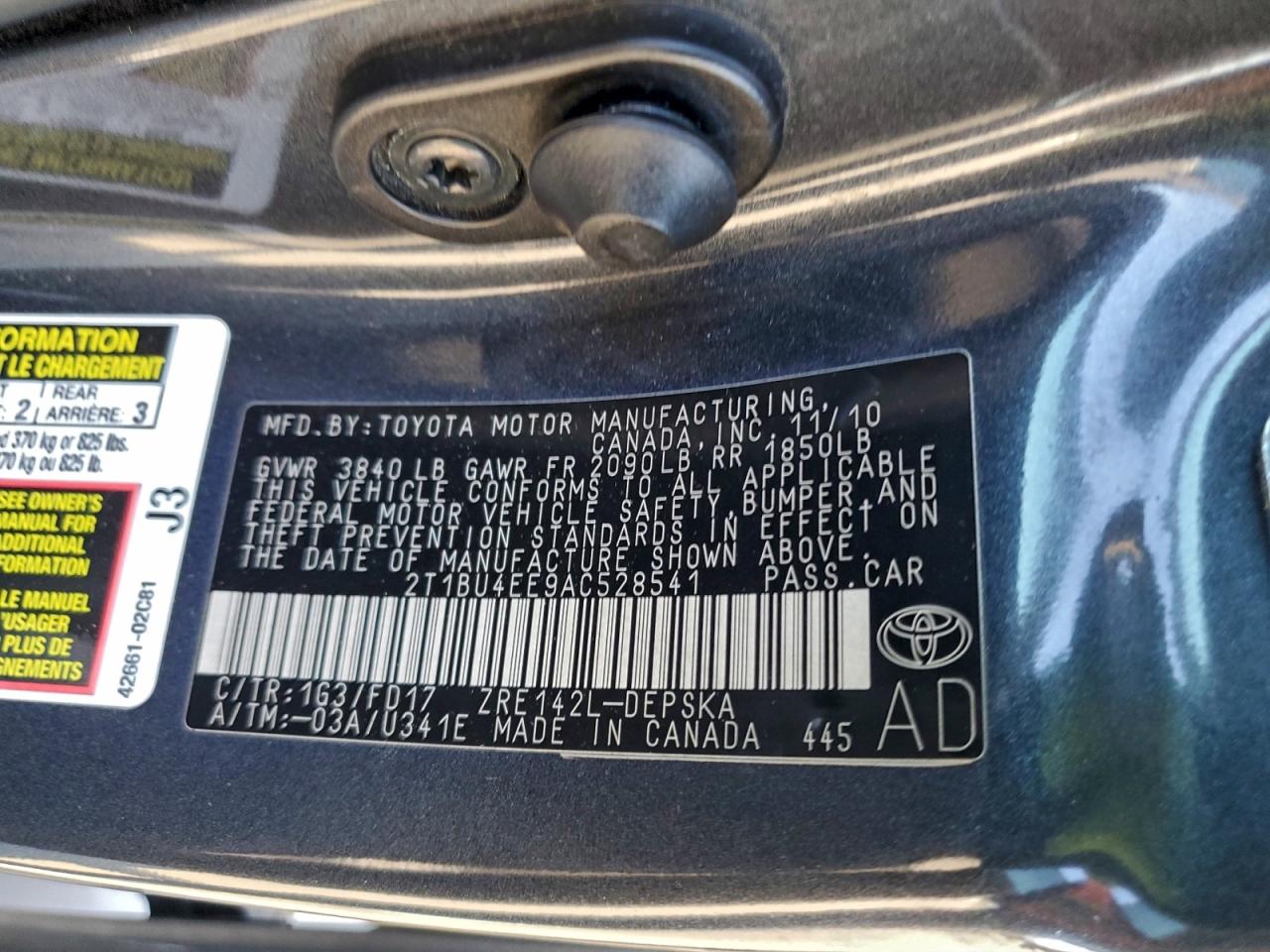 Toyota Corolla Base Image 8