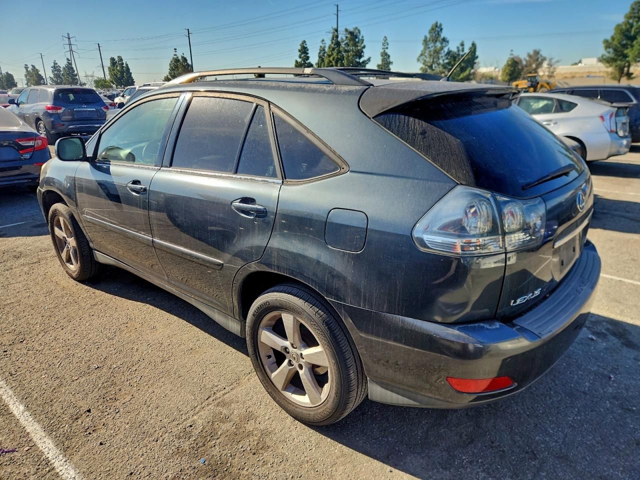 Lexus RX 330 Image 2