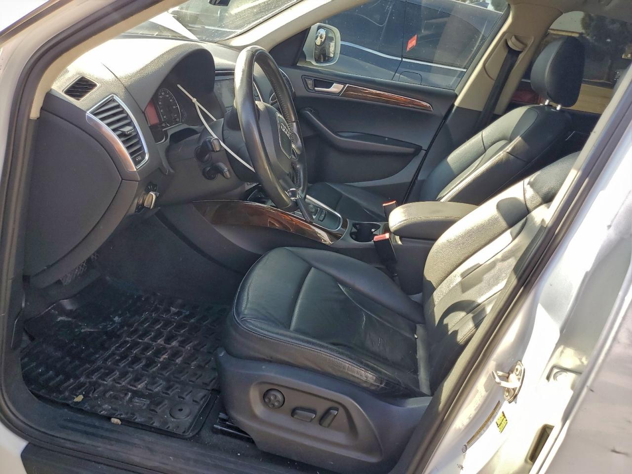 Audi Q5 Premium Image 8