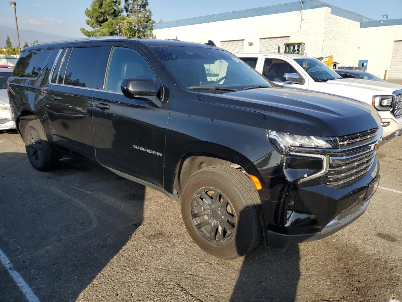 Chevrolet Suburban K1500 Lt Image 12