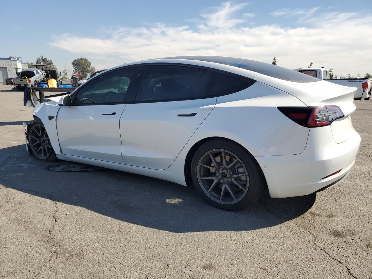 Tesla Model 3 Image 12