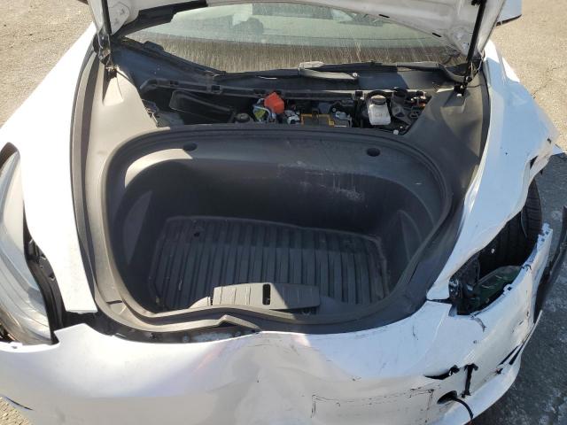 Tesla Model 3 Image 5