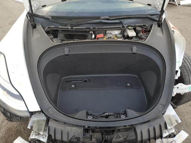 Tesla Model 3 Image 13