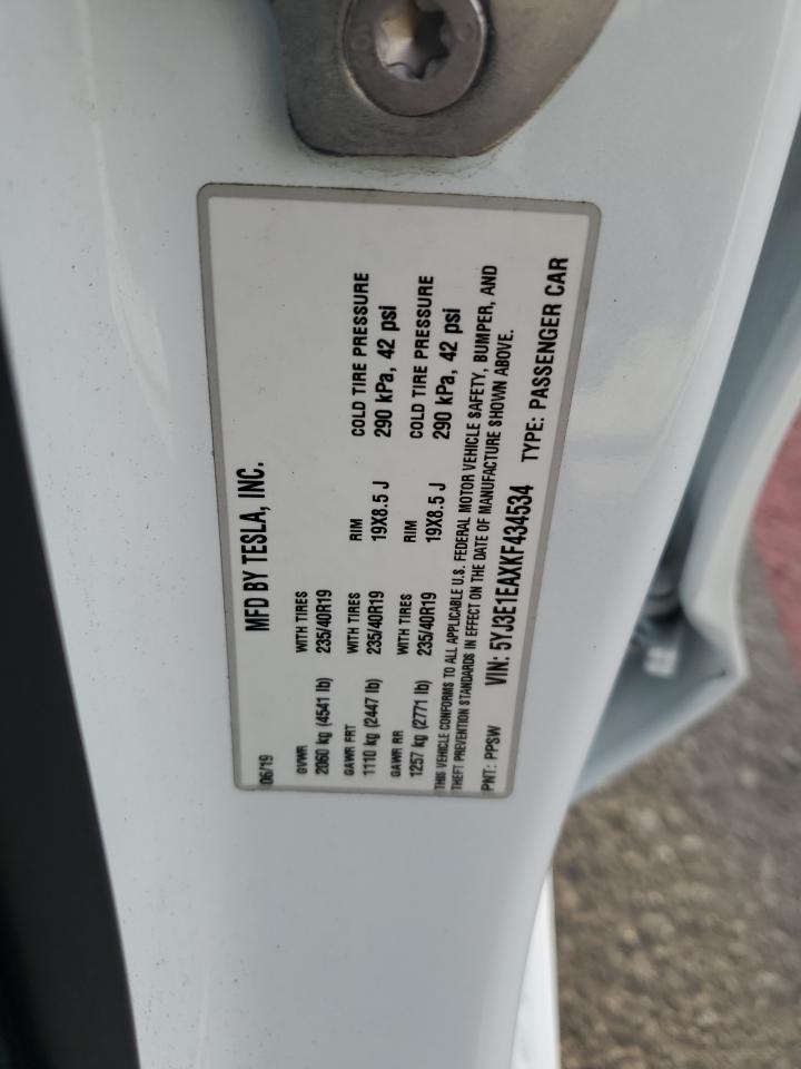 Tesla Model 3 Image 5