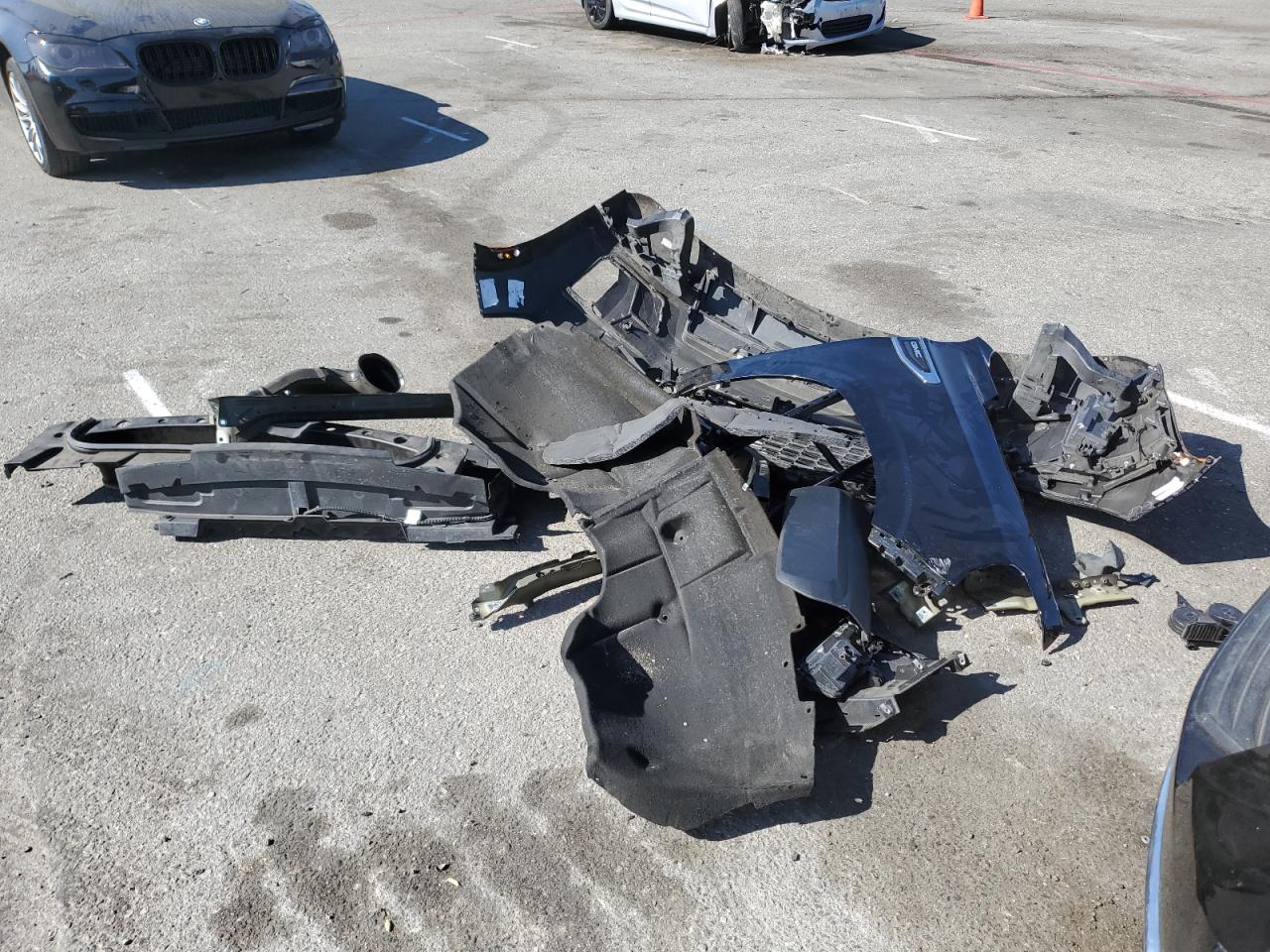 GMC Yukon C1500 Slt Image 14