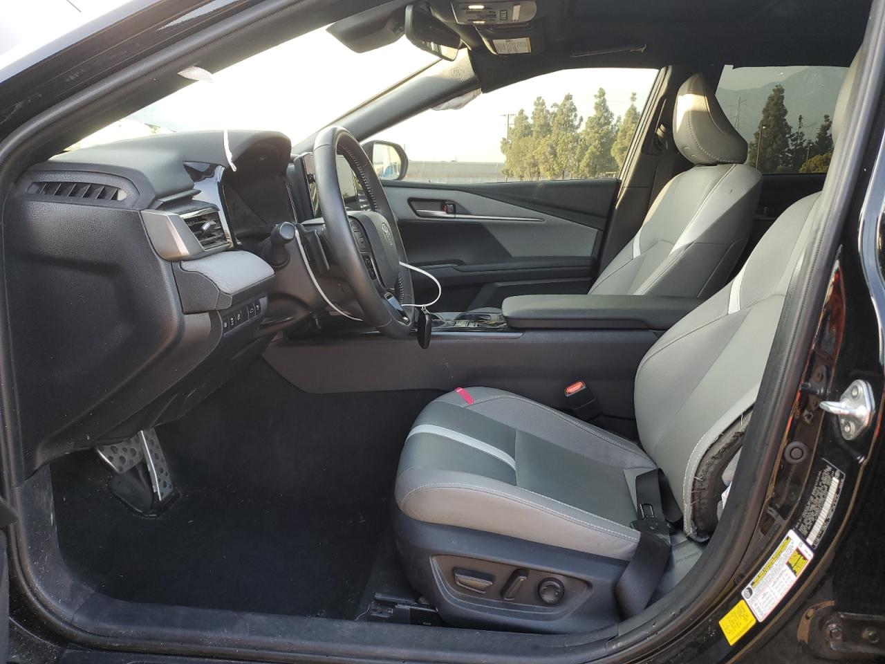 Toyota Camry Xse Image 6