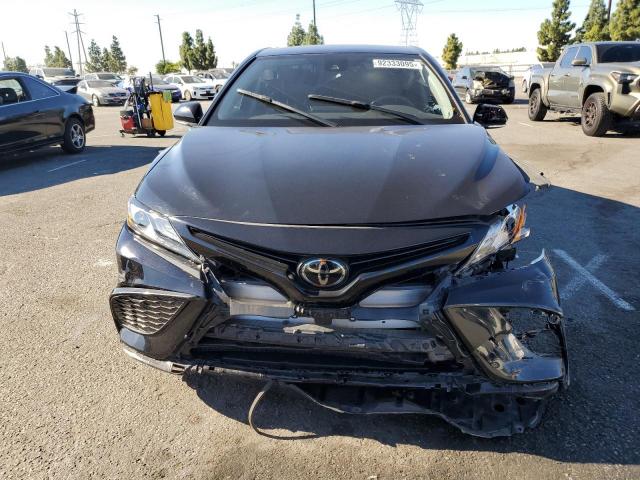 Toyota Camry Xse Image 3