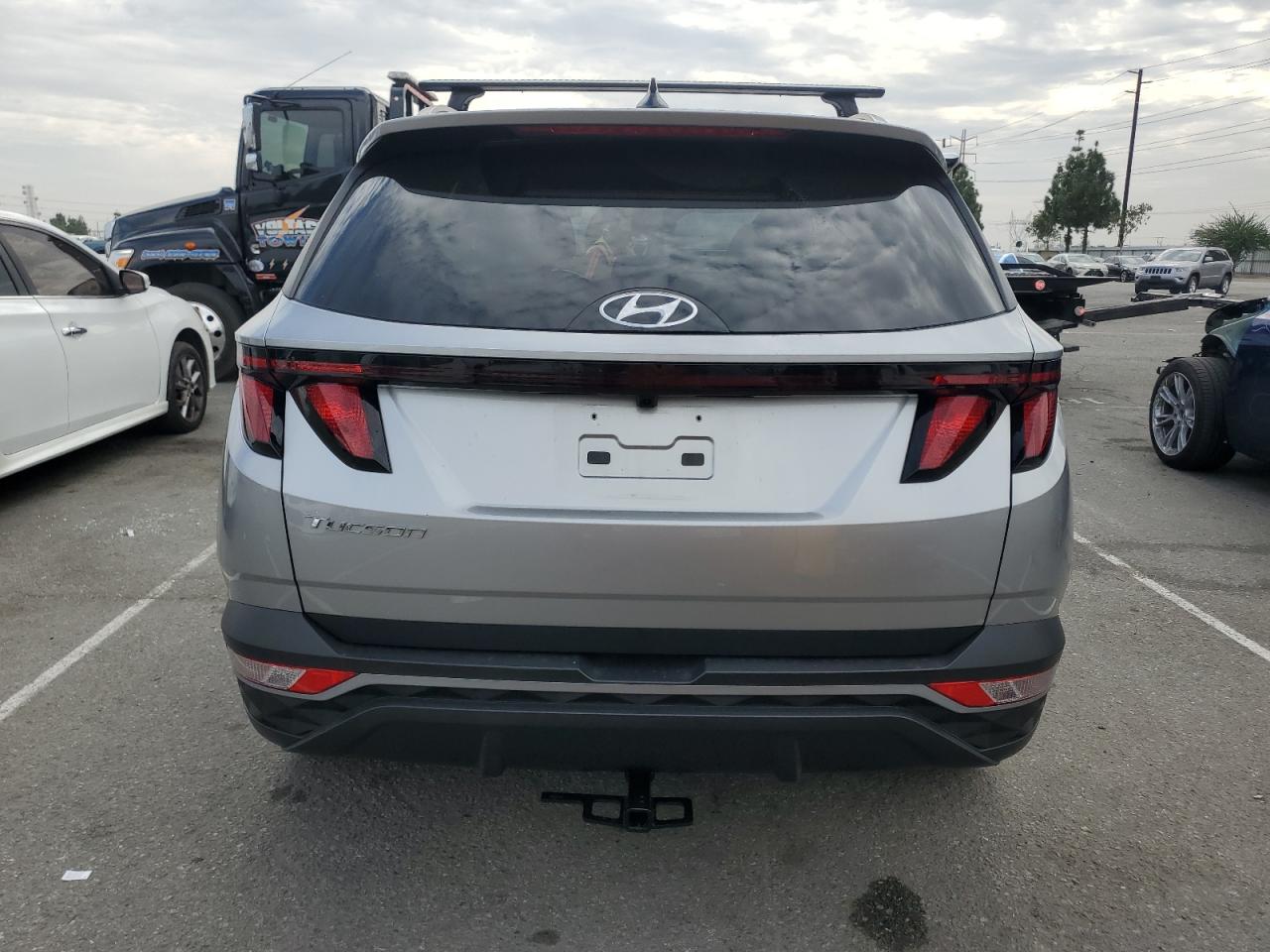 Hyundai TUCSON Sel Image 4