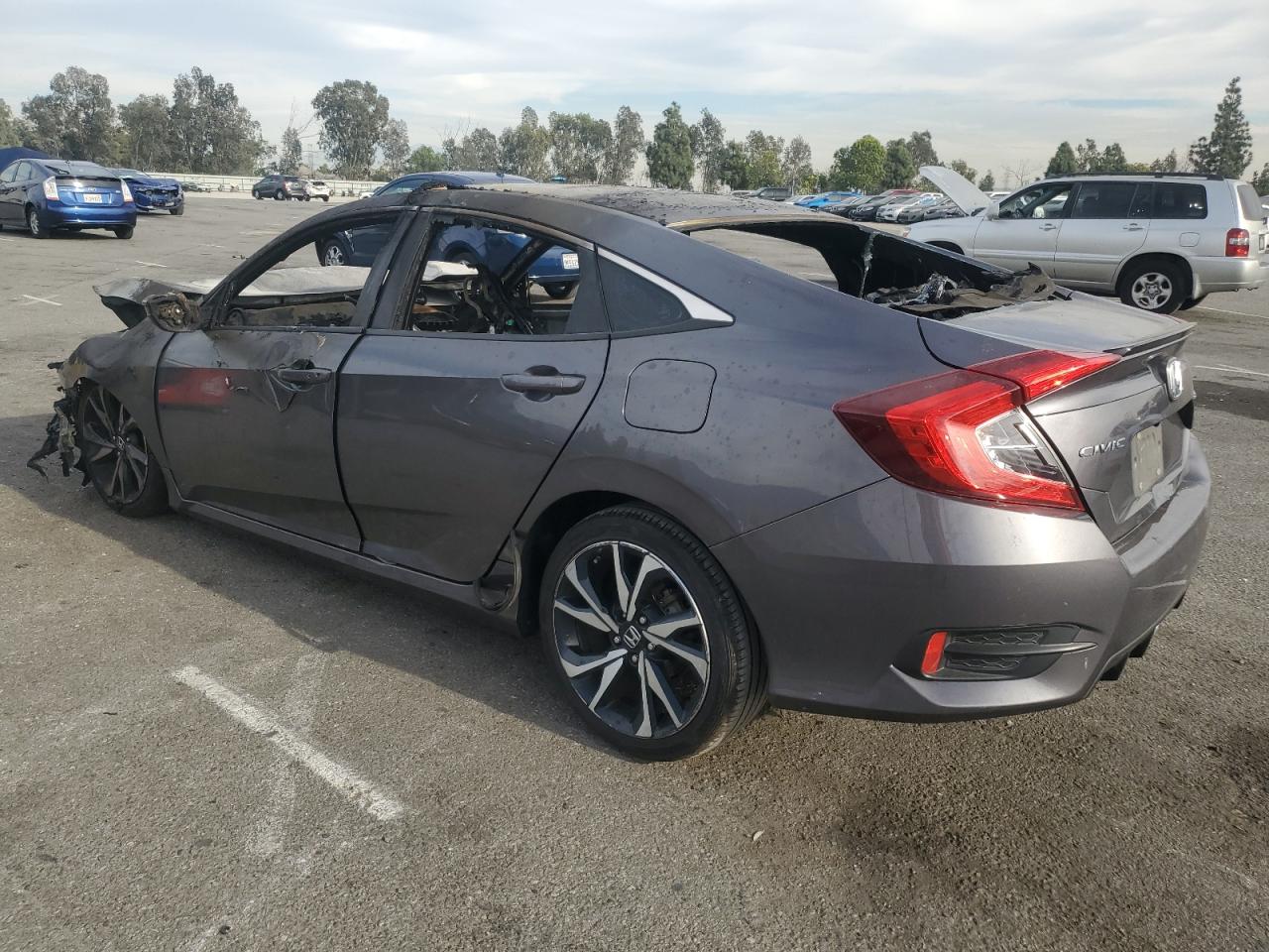 Honda Civic Sport Image 2