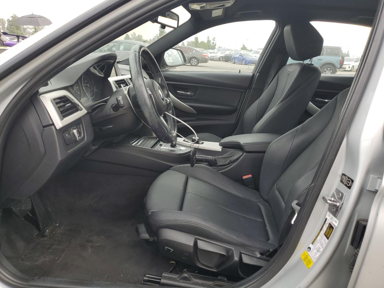 BMW 3 Series I Image 10