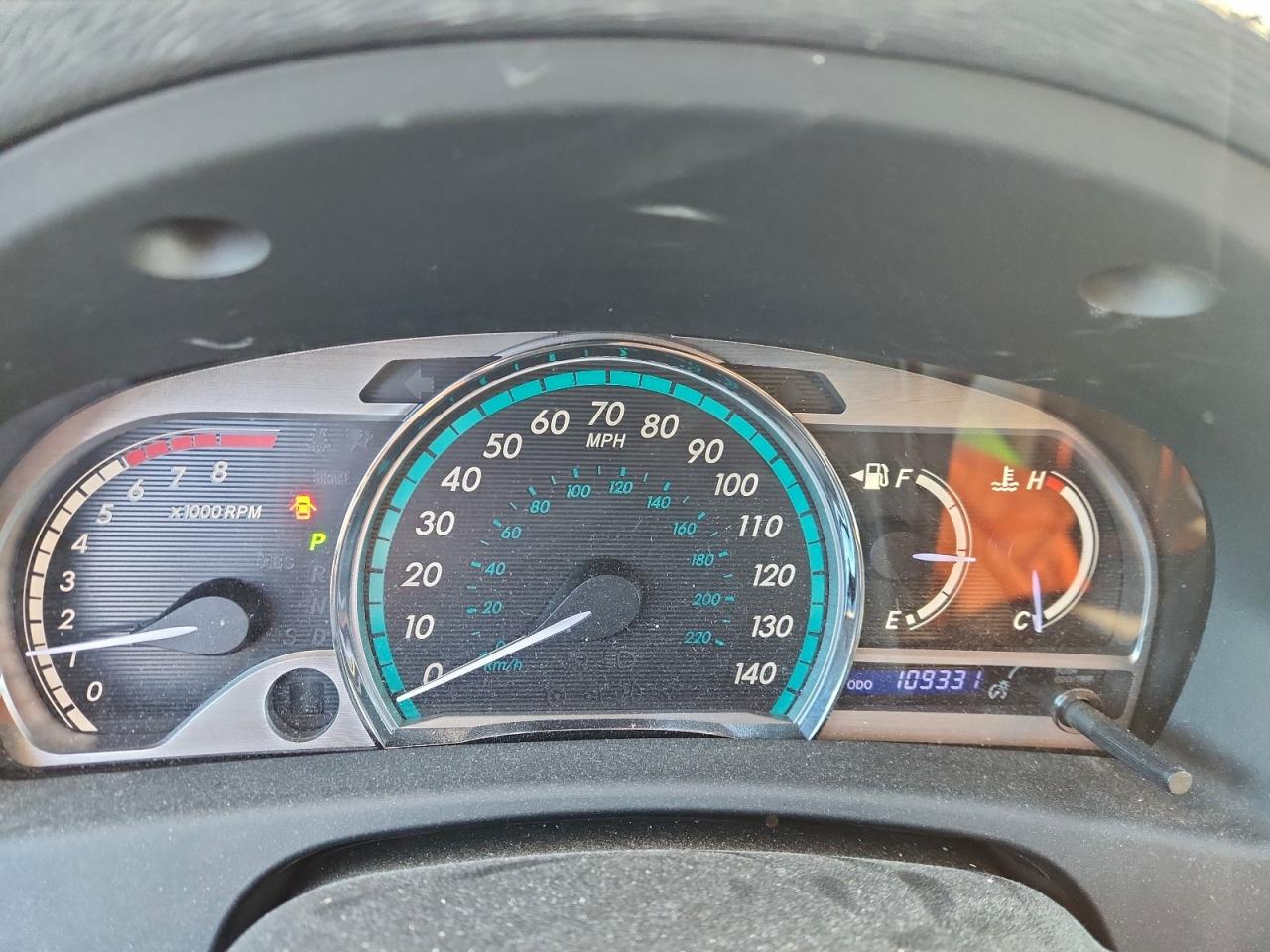 Toyota Venza Image 8