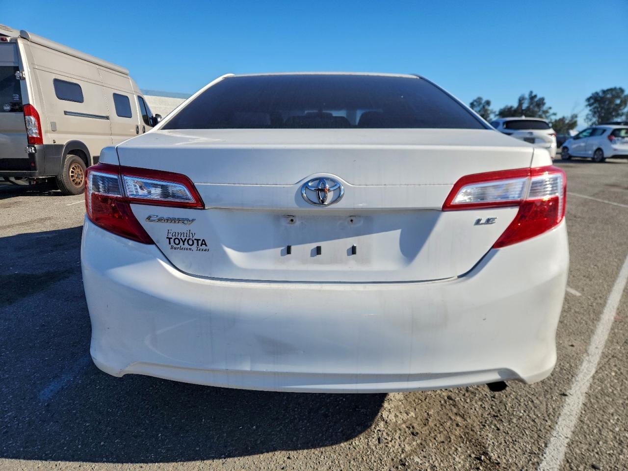 Toyota Camry Base Image 5