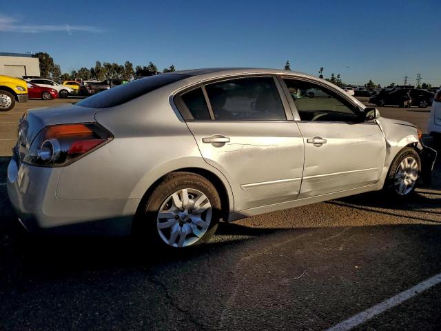 Nissan Altima 2.5 Image 6