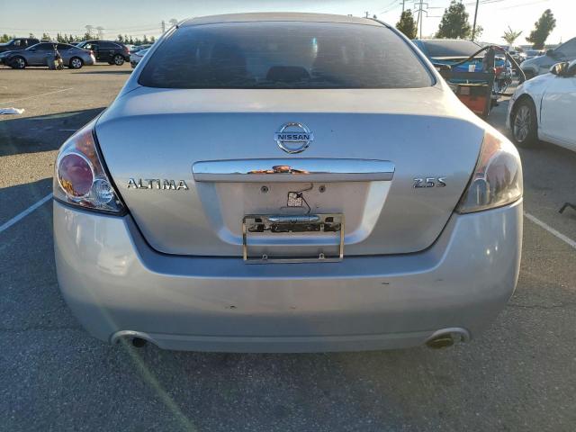 Nissan Altima 2.5 Image 4