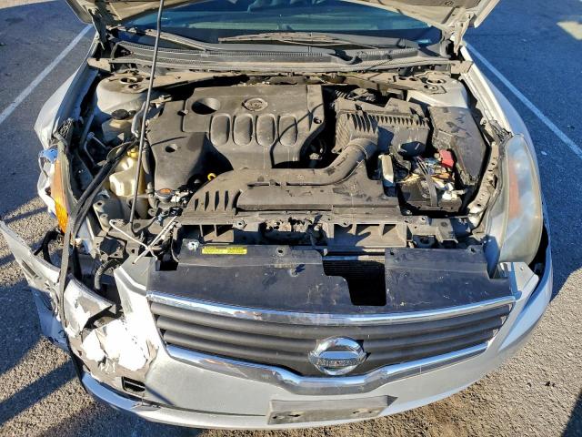 Nissan Altima 2.5 Image 2