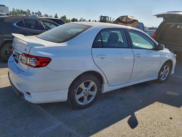 Toyota Corolla Base Image 5