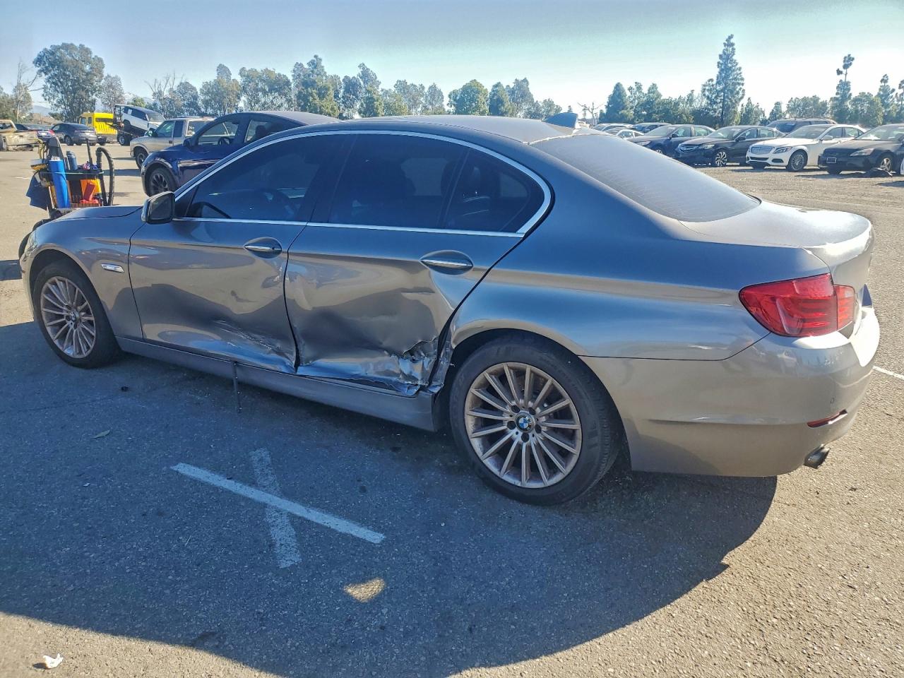 BMW 5 Series I Image 3