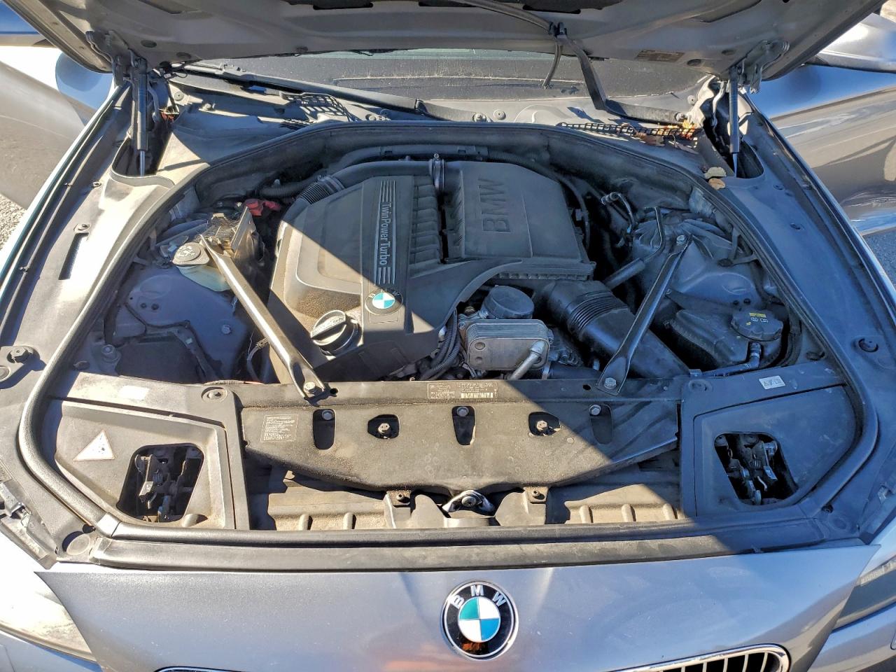 BMW 5 Series I Image 9