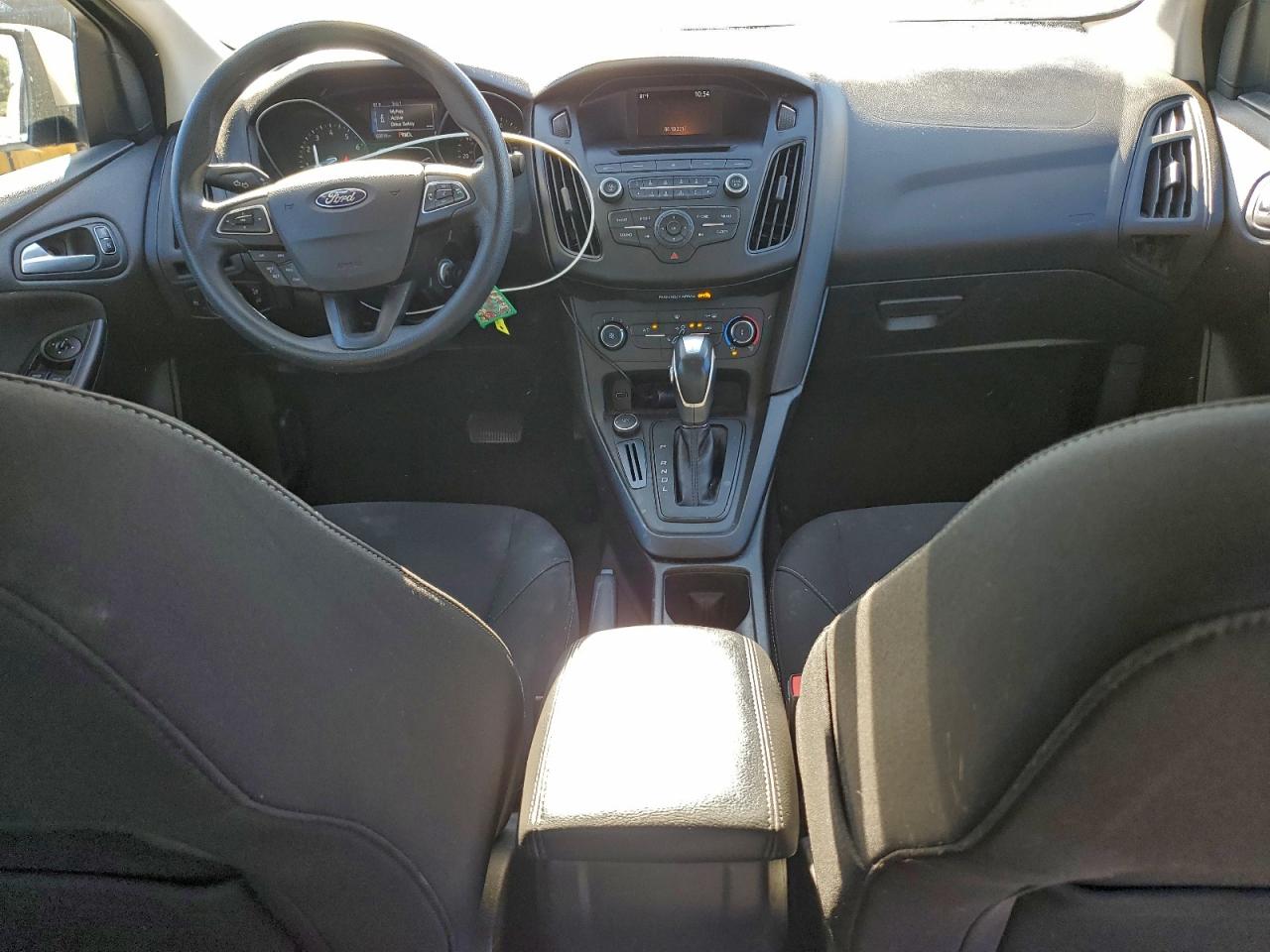 Ford Focus Se Image 9