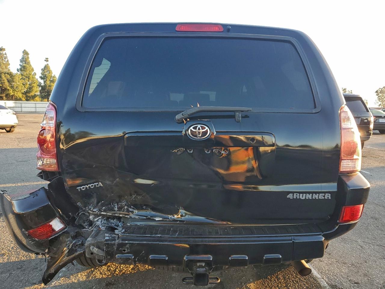 Toyota 4Runner Sr5 Image 11