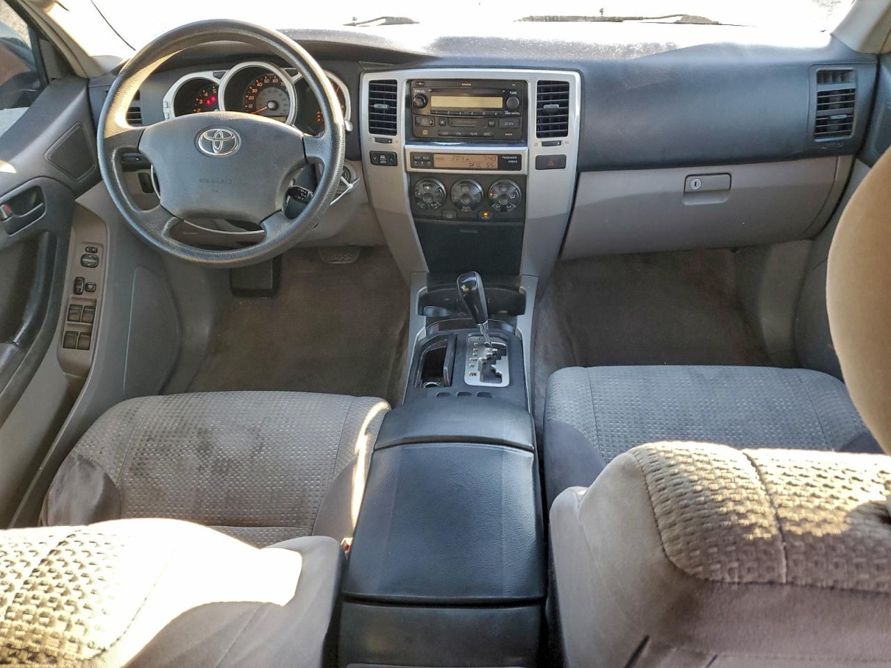 Toyota 4Runner Sr5 Image 9