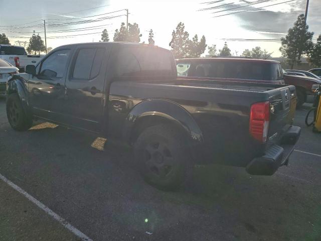 Nissan Frontier Crew Cab Le Image 4