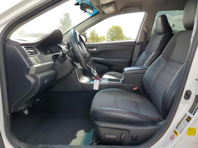 Toyota Camry Le Image 3