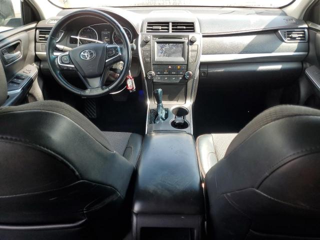 Toyota Camry Le Image 9