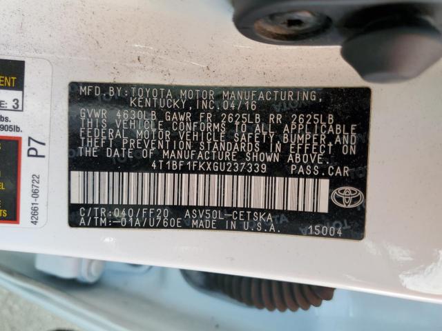 Toyota Camry Le Image 8