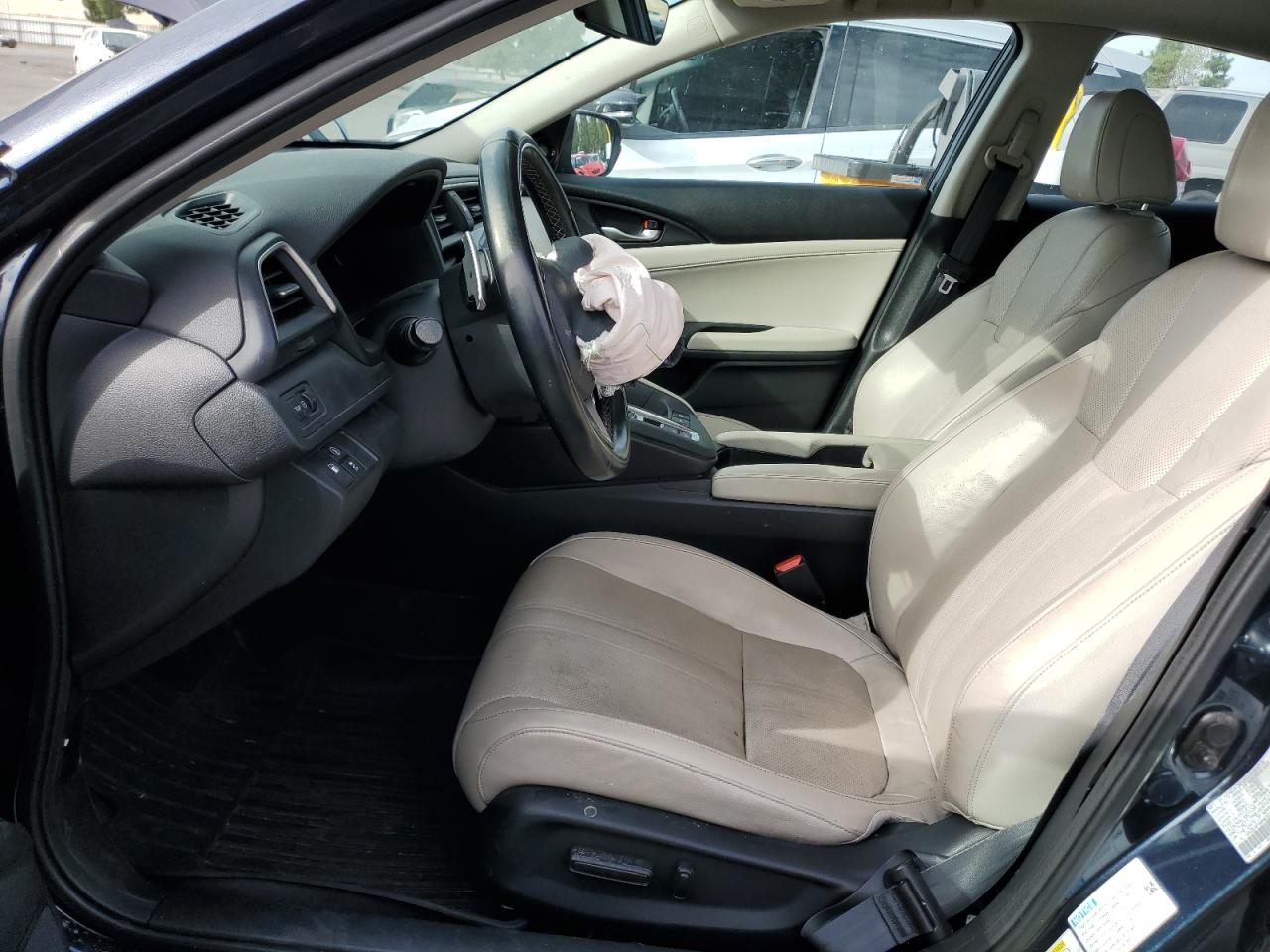 Honda Insight Touring Image 12