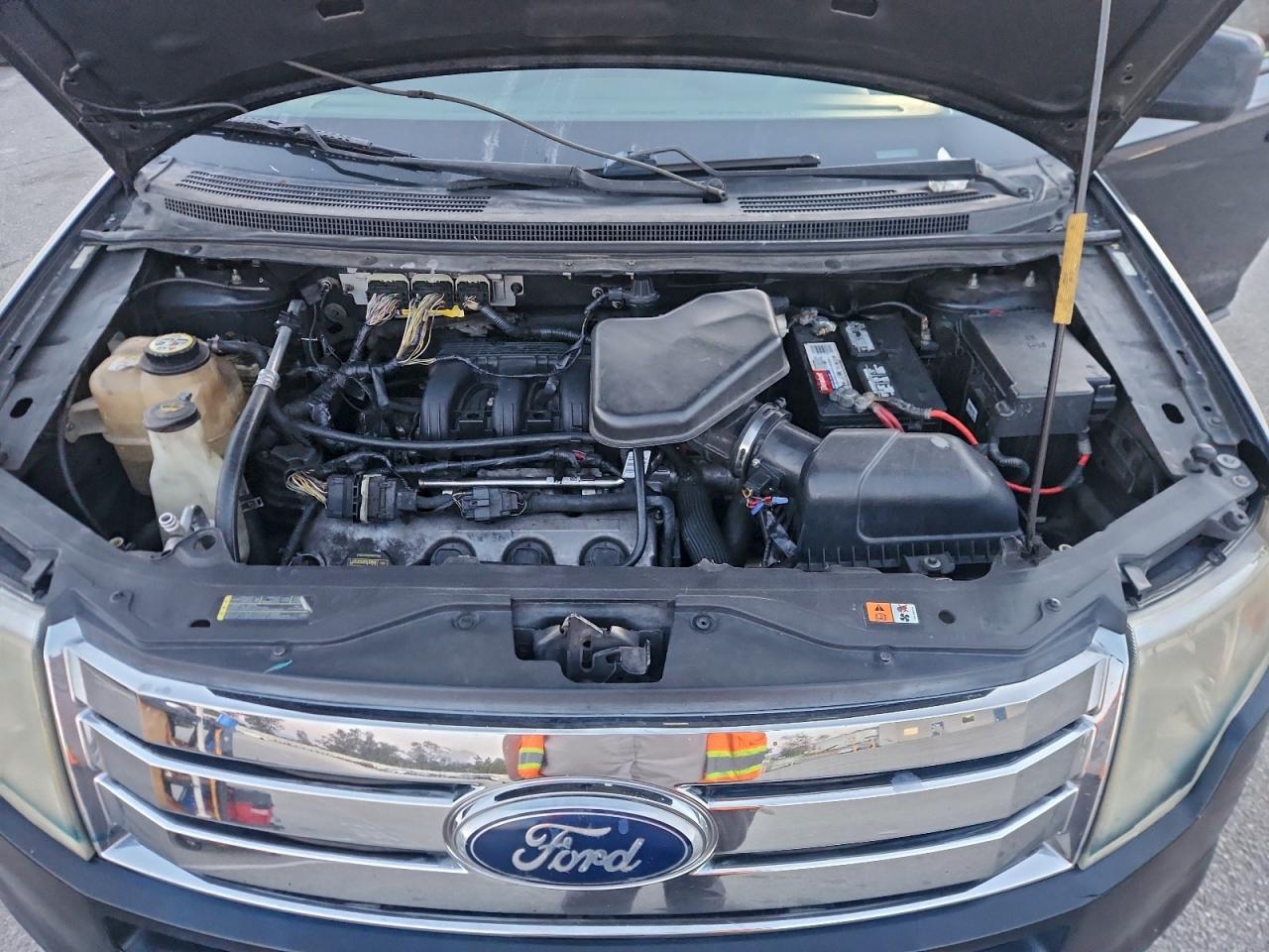Ford Edge Se Image 10
