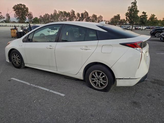 Toyota Prius Image 3