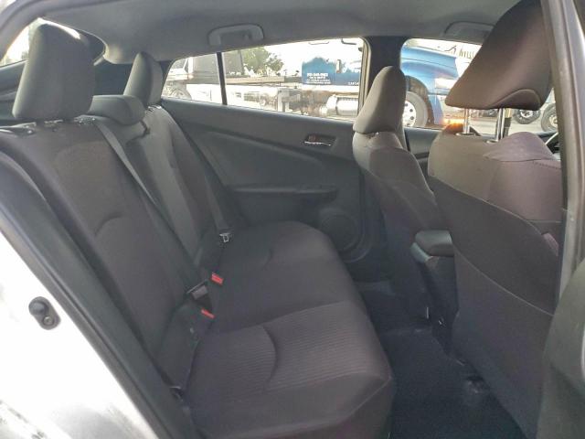 Toyota Prius Image 9