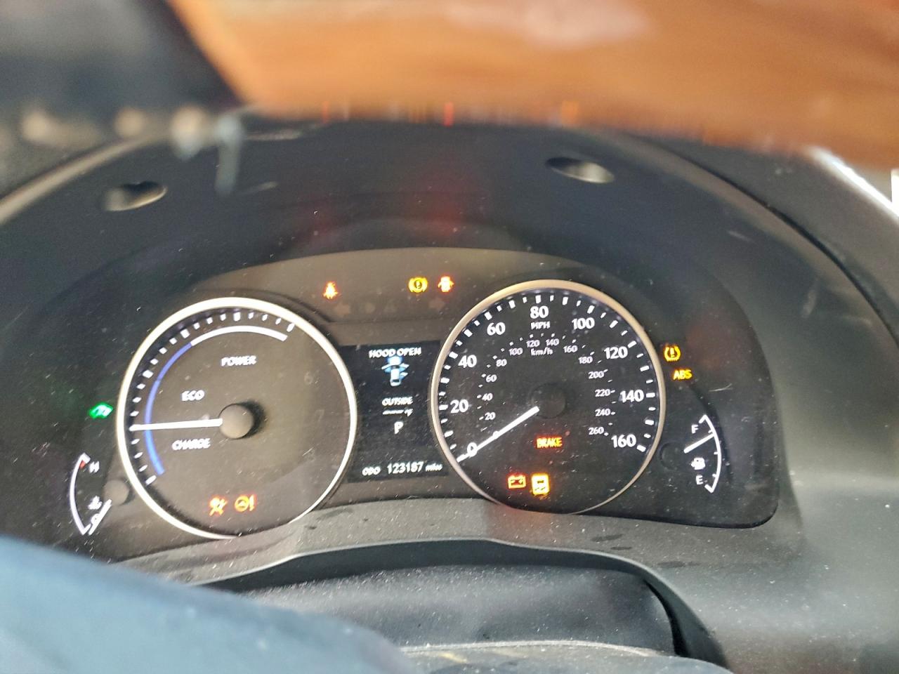 Lexus Es 300h Image 6