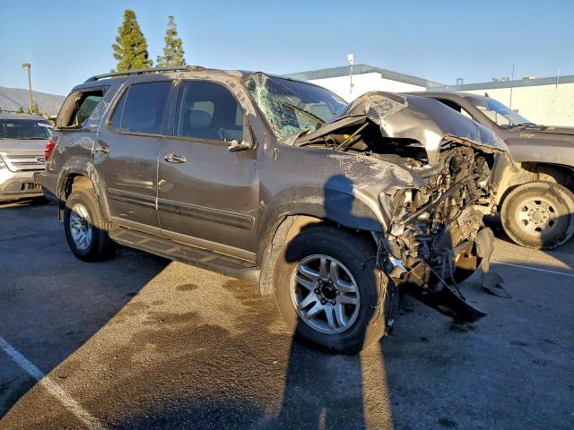 Toyota Sequoia Sr5 Image 11