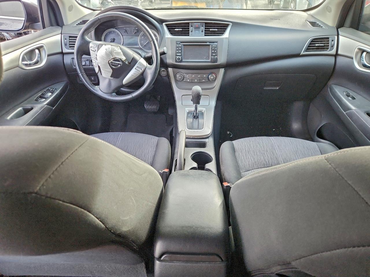 Nissan Sentra S Image 4