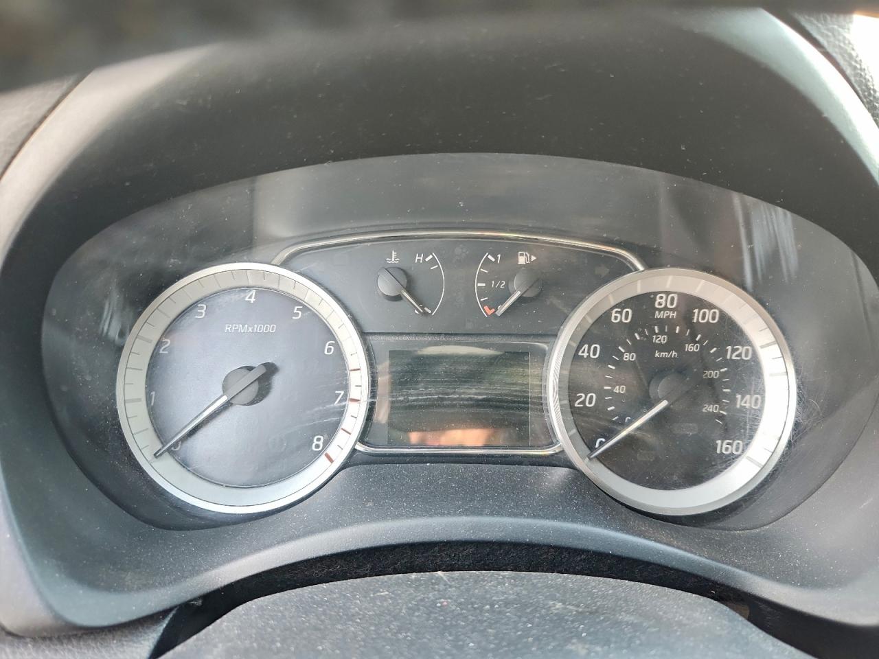 Nissan Sentra S Image 7