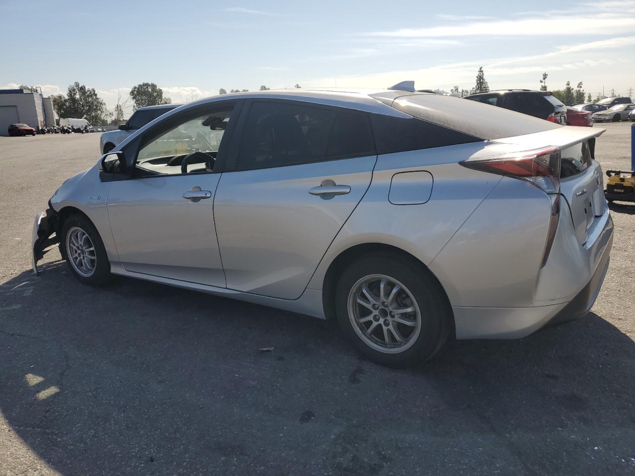 Toyota Prius Image 2