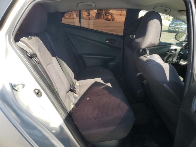 Toyota Prius Image 10