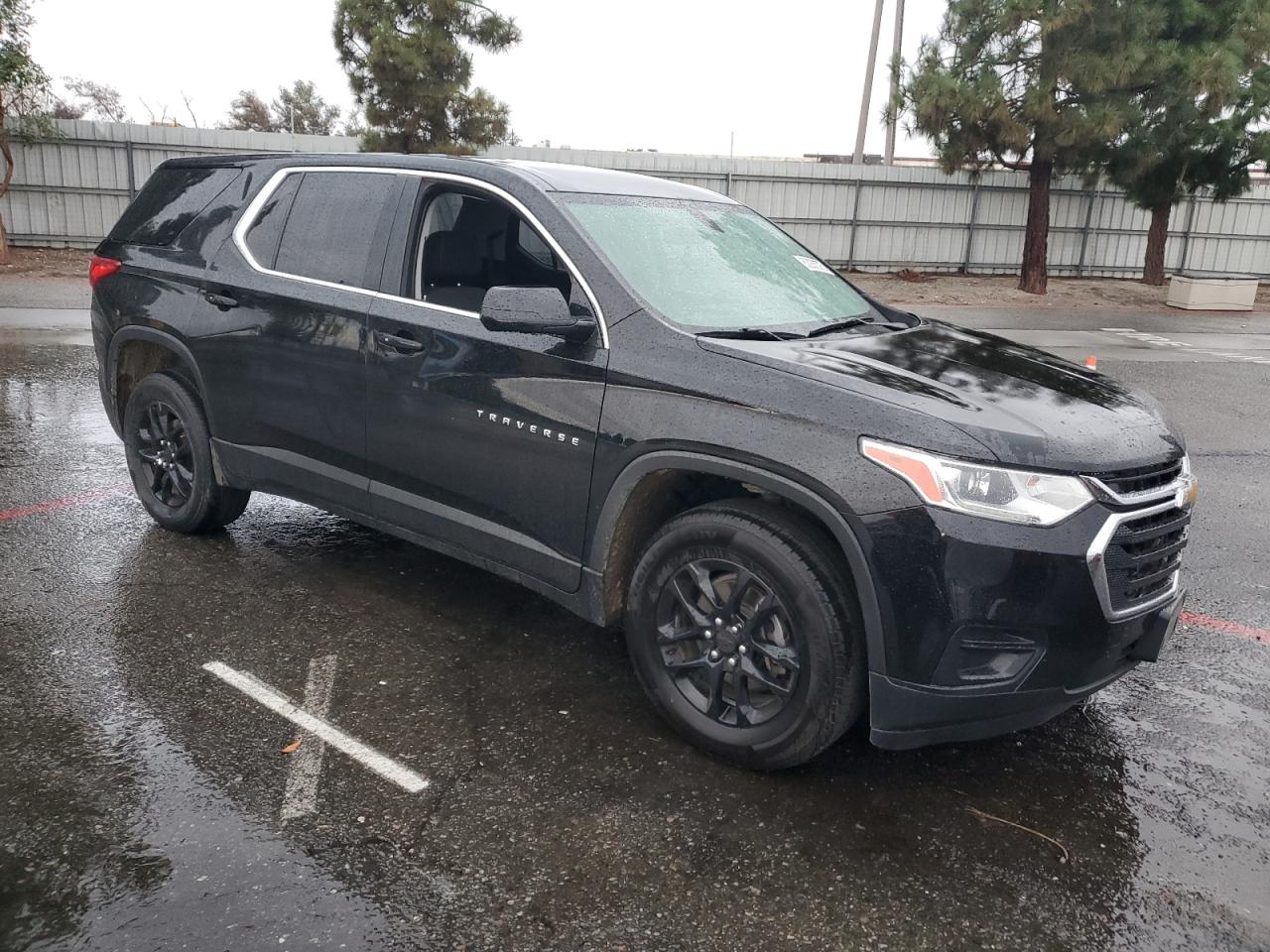 Chev Traverse Ls Image 6