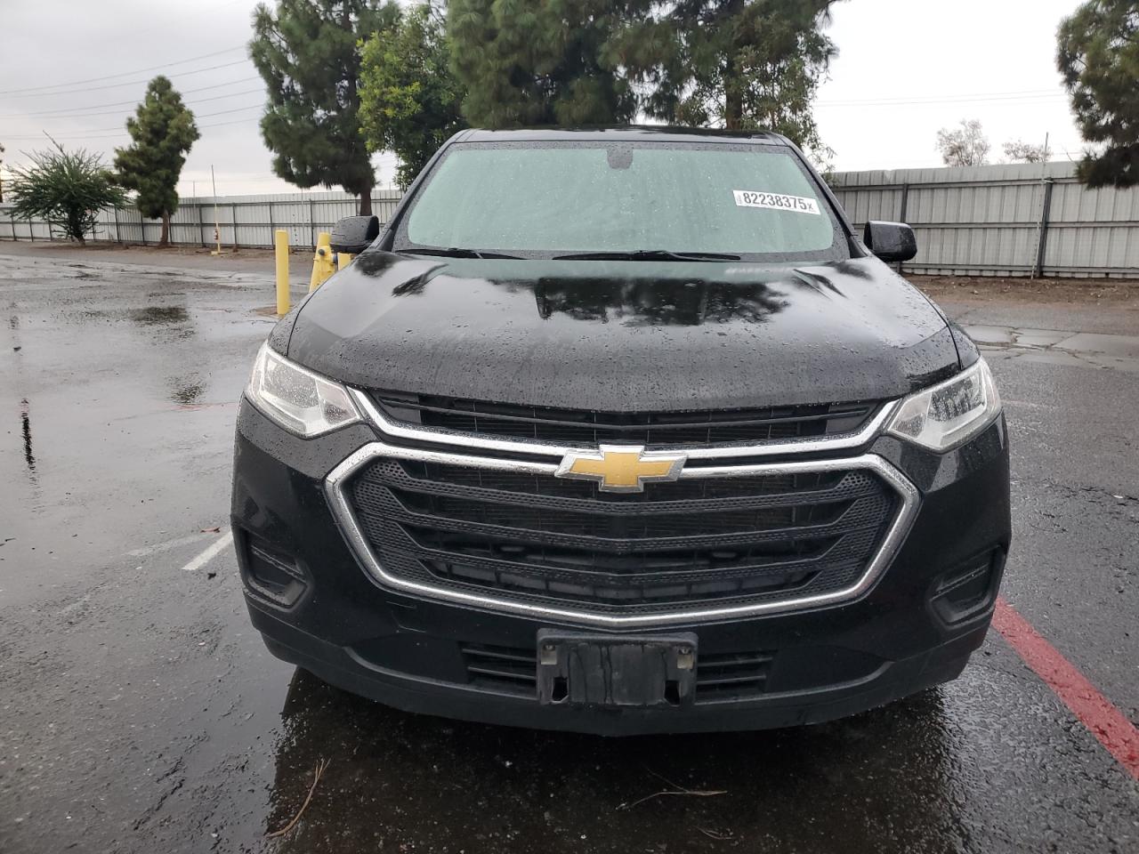 Chev Traverse Ls Image 2