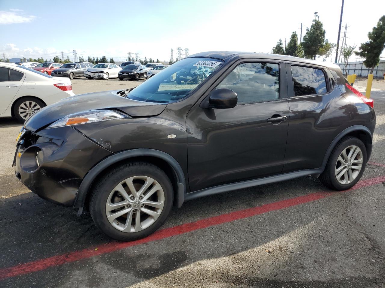 Nissan JUKE S Image 1