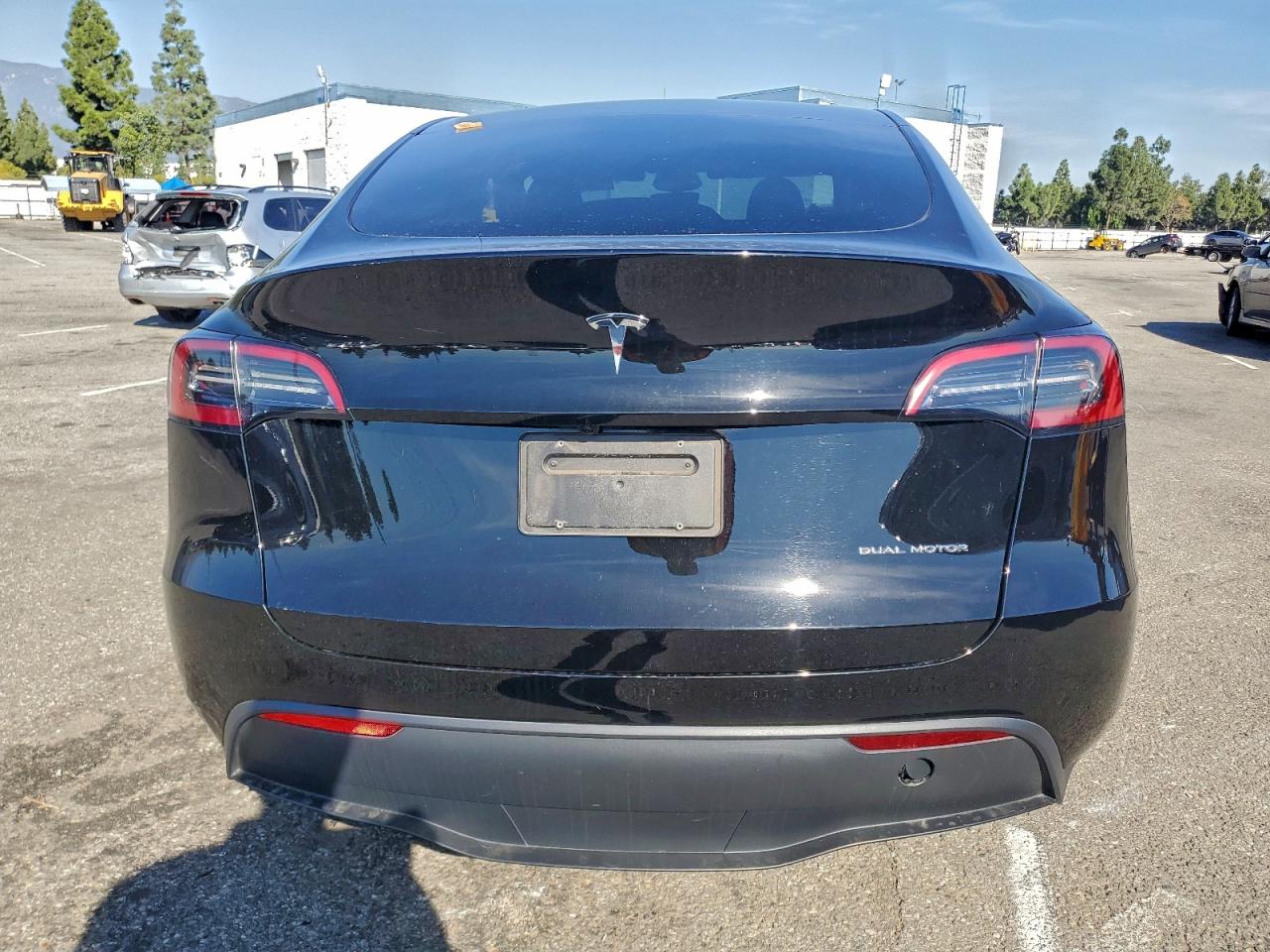 Tesla Model Y Image 2