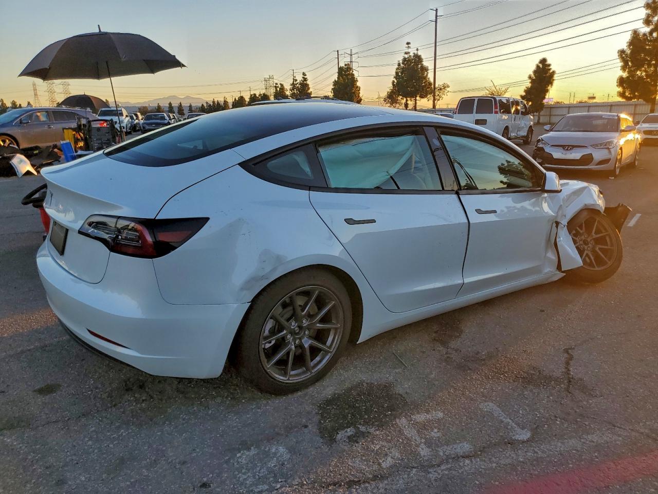 Tesla Model 3 Image 2