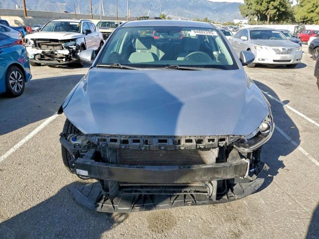 Hyundai ELANTRA Se Image 6